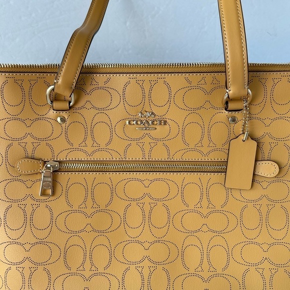 Coach Large NWT Tote Yellow Lazer Embossed Signature Leather - Picture 12 of 12